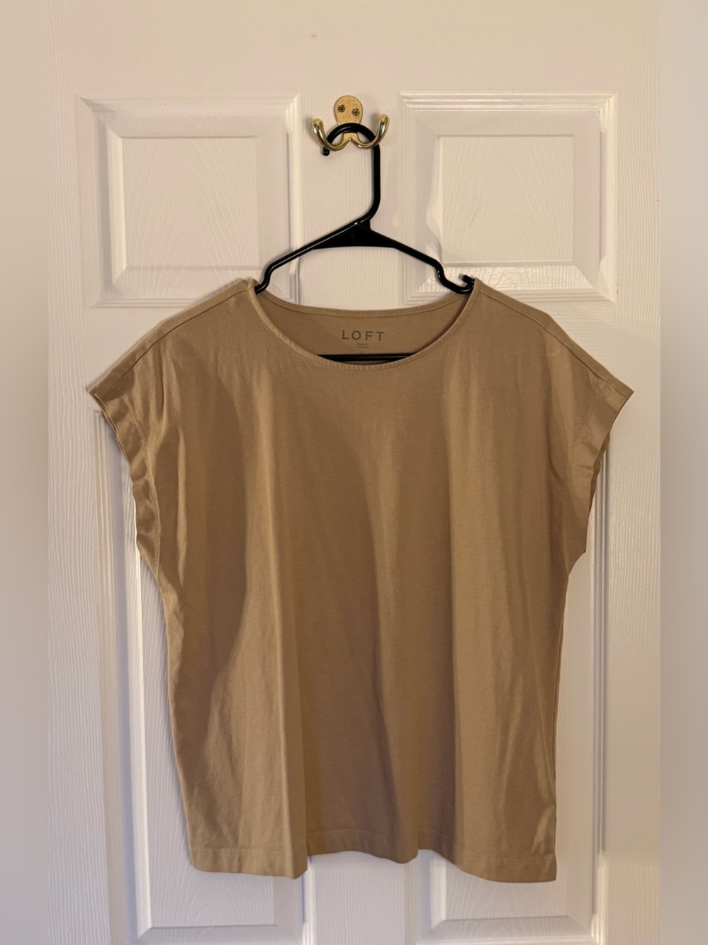 LOFT Tan Short Sleeve Crewneck Tee
